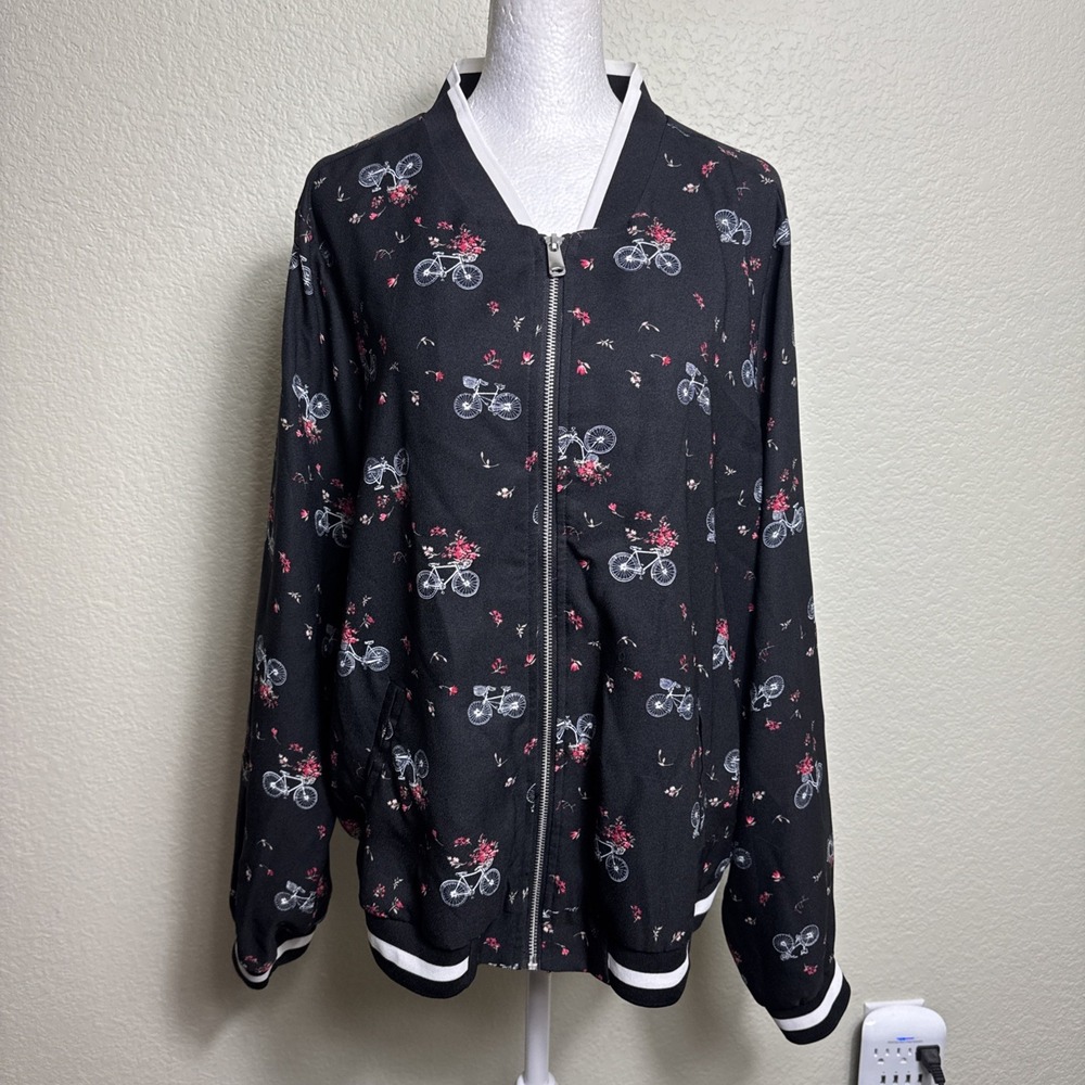 Torrid Bicycle Print Jacket 1 1X Black Novelty Cottagecore Whimsigoth Bomber